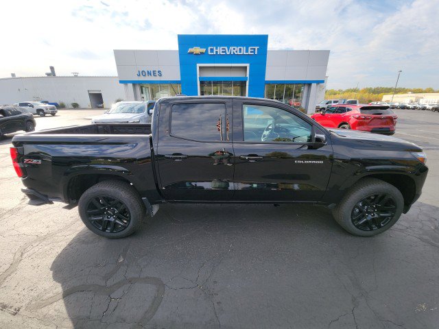 Used 2025 Chevrolet Colorado Z71 w/ Technology Package image 6
