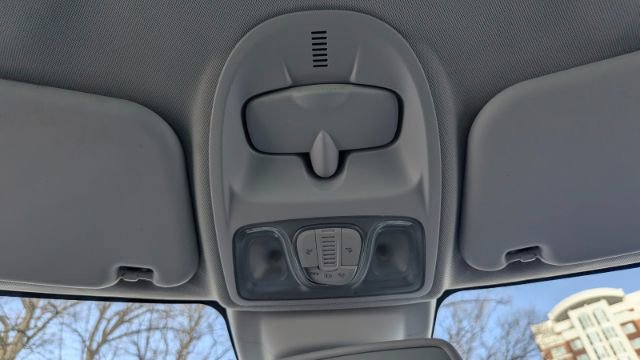 Used 2014 FIAT 500L Trekking w/ Popular Equipment Group image 36