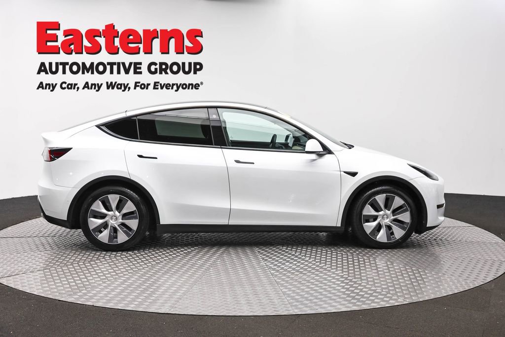Used 2022 Tesla Model Y Long Range AWD/4WD image 4