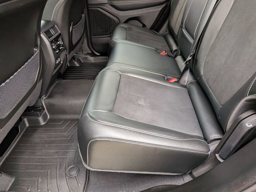 Used 2024 Jeep Grand Cherokee Altitude AWD/4WD image 21