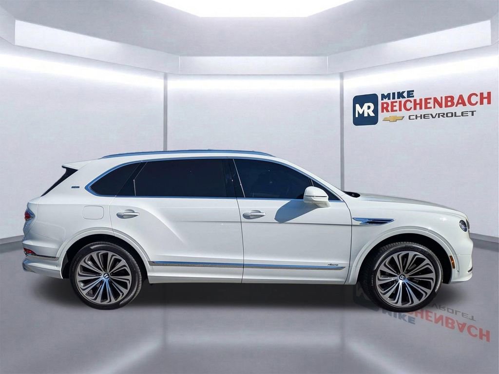 Used 2023 Bentley Bentayga Extended Wheelbase AWD/4WD video 3