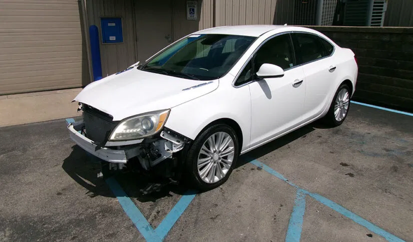 Used 2014 Buick Verano FWD image 1