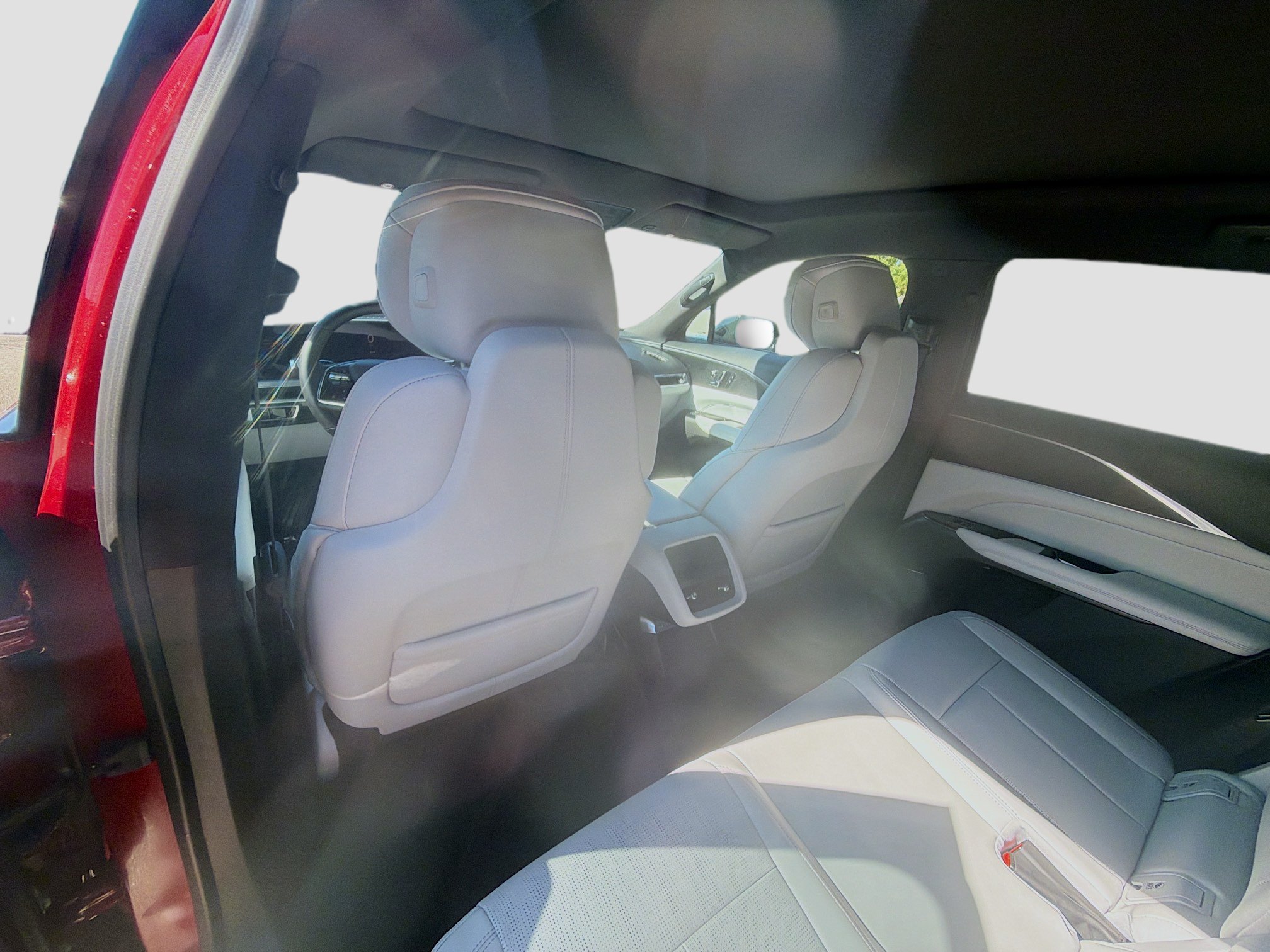 Used 2024 Cadillac Lyriq Luxury RWD image 26