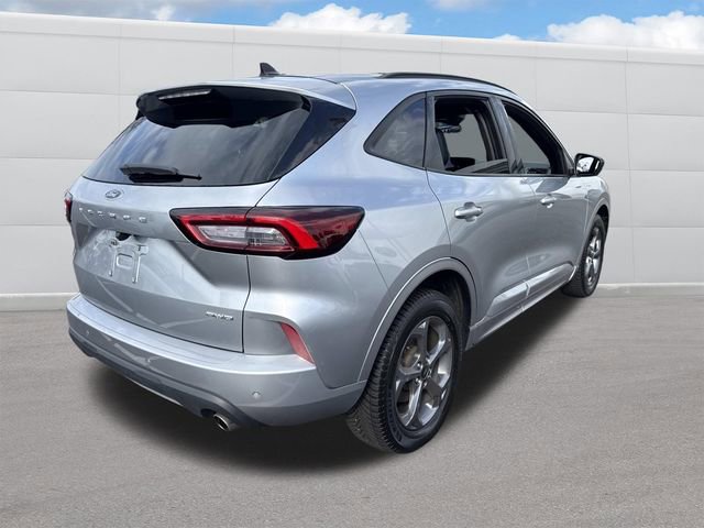 Used 2023 Ford Escape ST-Line w/ Tech Pack #1 image 9