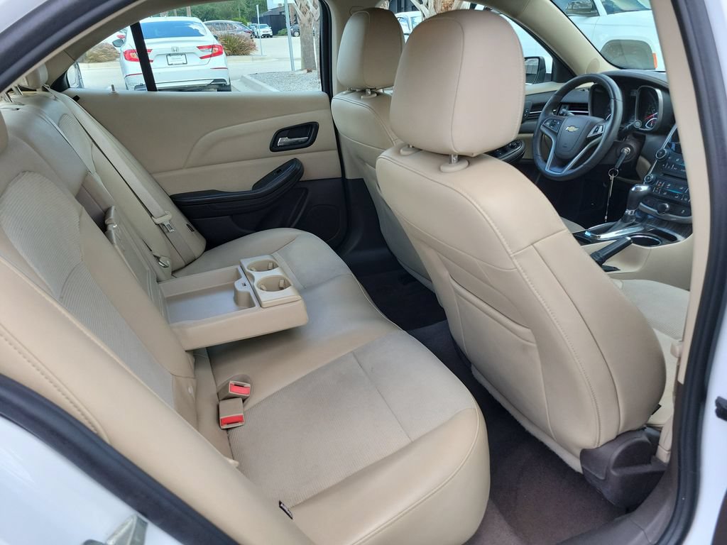 Used 2015 Chevrolet Malibu LT w/ Power Convenience Package FWD image 28