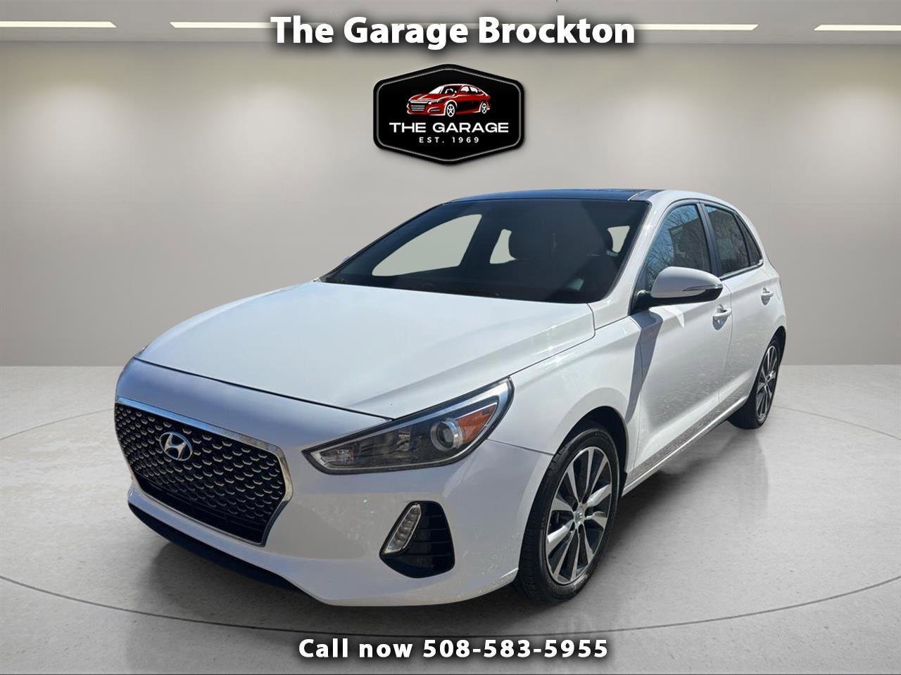 Used 2020 Hyundai Elantra GT w/ Style Package 02