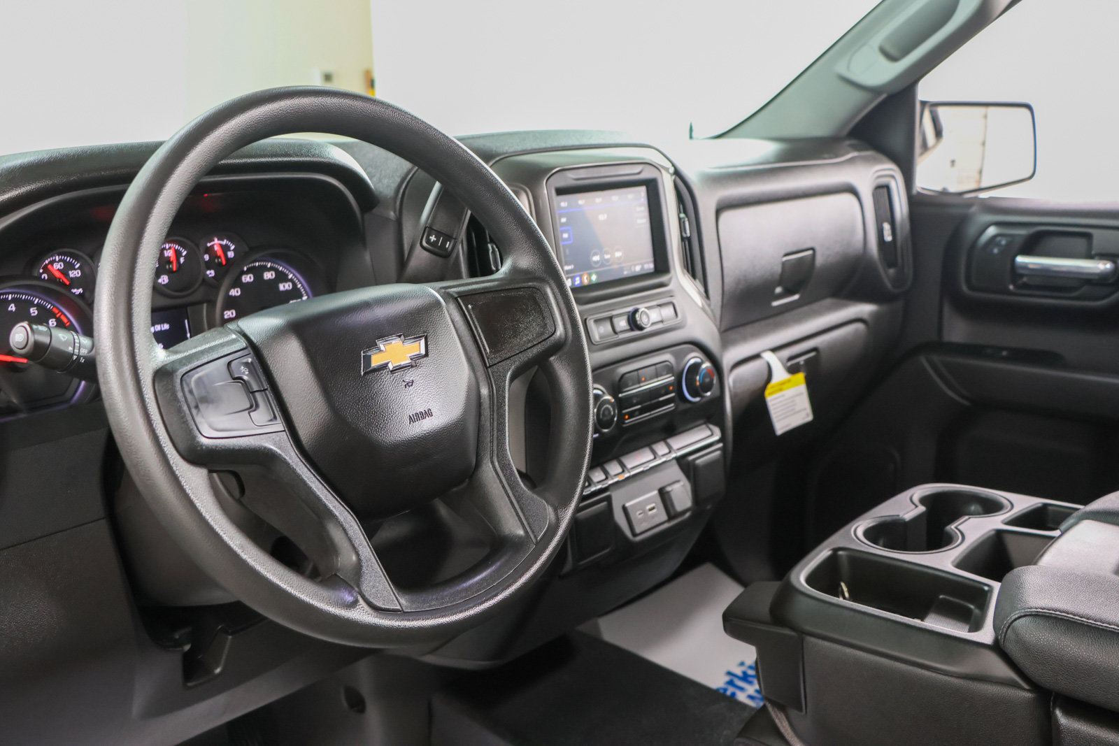 Used 2024 Chevrolet Silverado 1500 W/T w/ Trailering Package AWD/4WD image 21