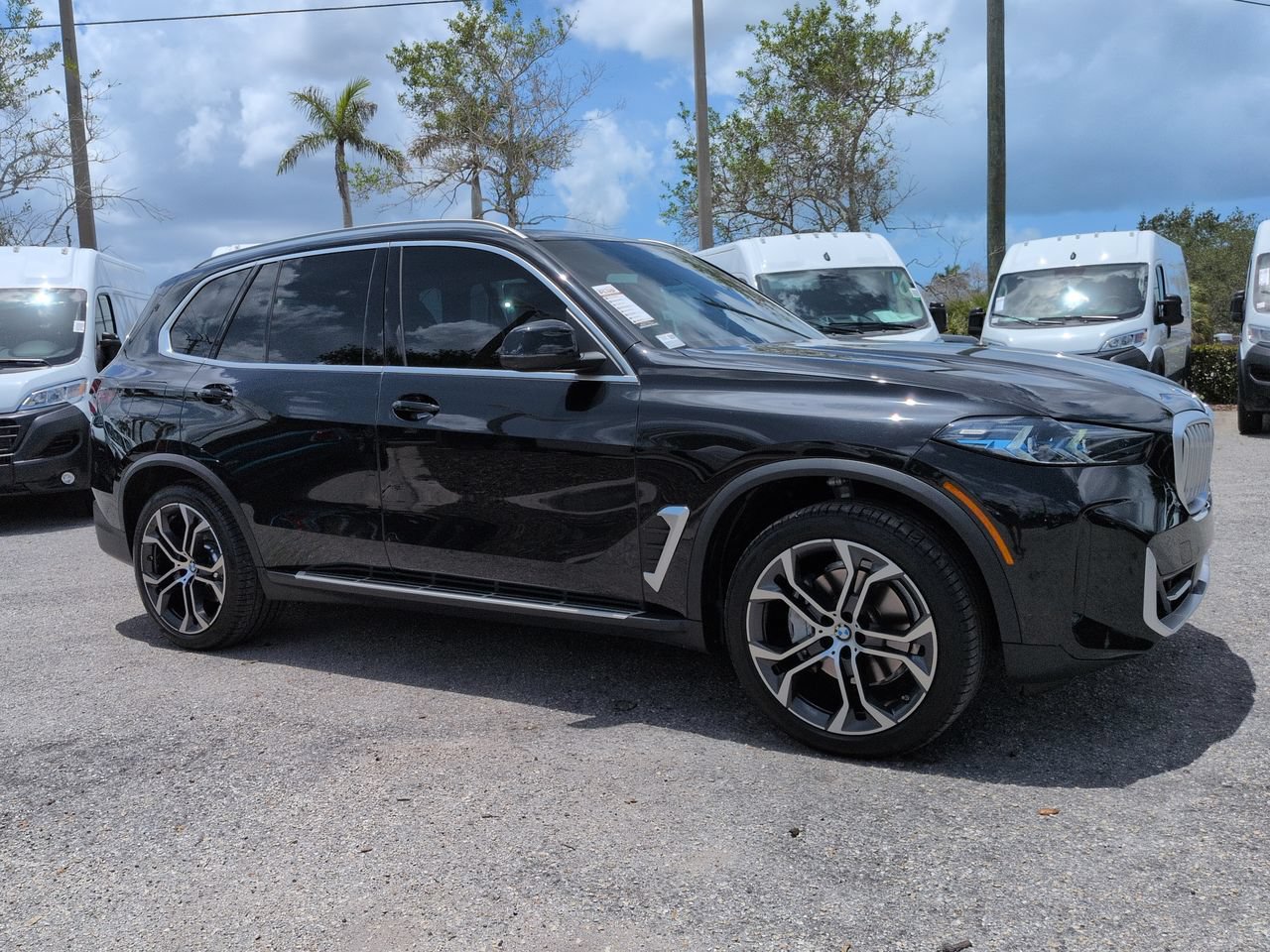 Used 2025 BMW X5 sDrive40i w/ Climate Comfort Package RWD image 2