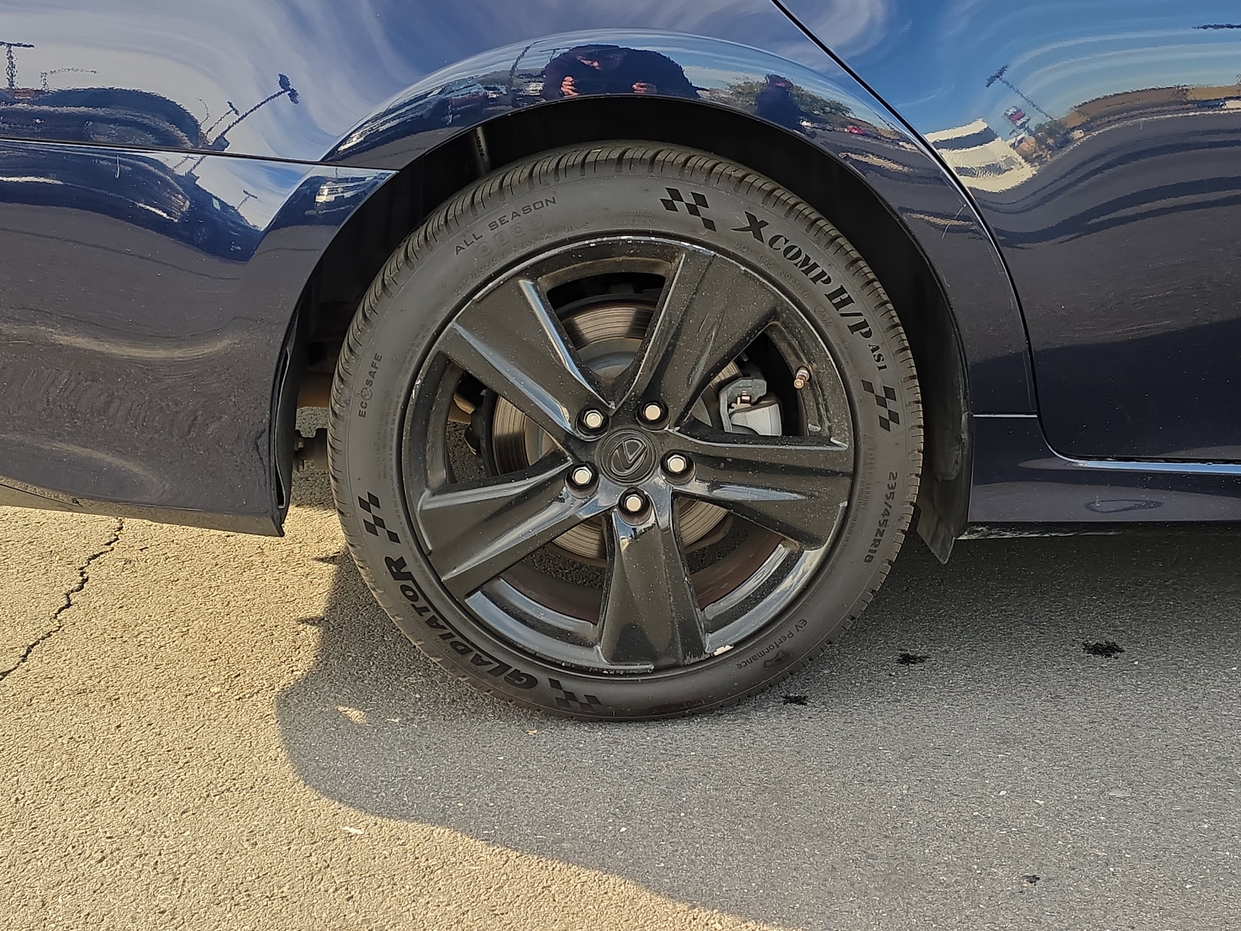 Used 2018 Lexus GS 350 AWD w/ Premium Package image 11