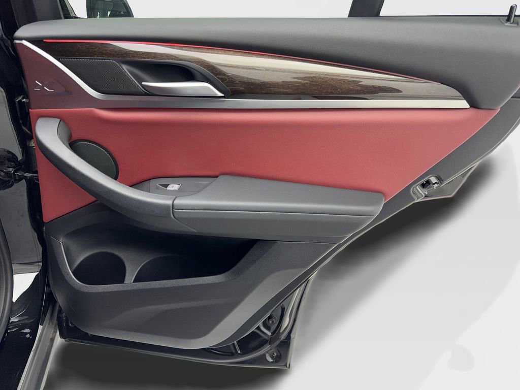 Used 2023 BMW X4 xDrive30i w/ Convenience Package image 42