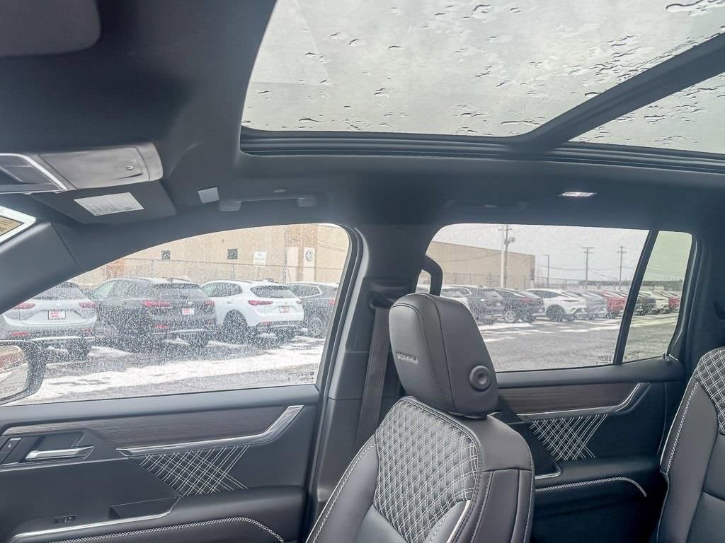 New 2026 GMC Acadia Denali w/ Super Cruise Package image 11