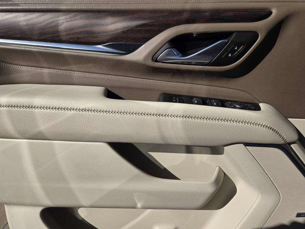 Used 2023 GMC Yukon Denali w/ LPO, Floor Liner Package image 30