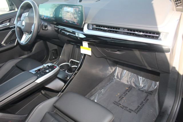 Used 2025 BMW X1 xDrive28i w/ Technology Package image 26