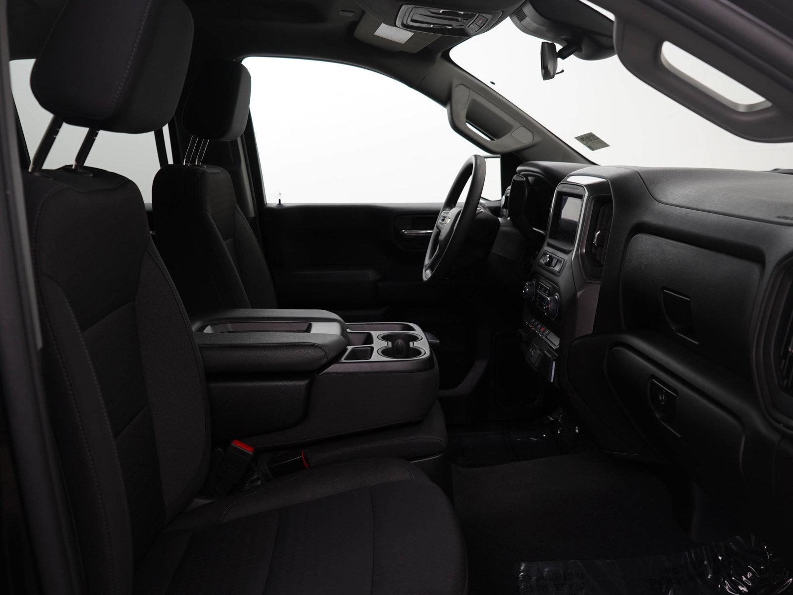 Used 2024 Chevrolet Silverado 1500 Custom w/ Turbomax Blackout Package image 11