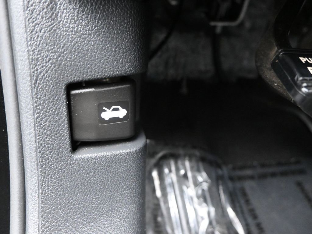 Used 2023 Nissan Altima 2.5 SV image 18
