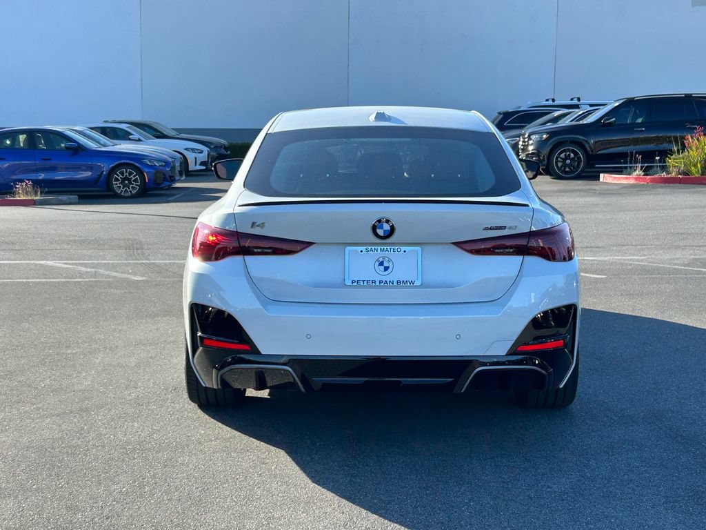 New 2026 BMW i4 eDrive40 w/ M Sport Package RWD image 4