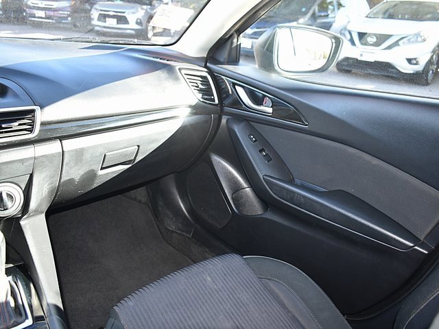 Used 2016 MAZDA MAZDA3 i Touring image 27