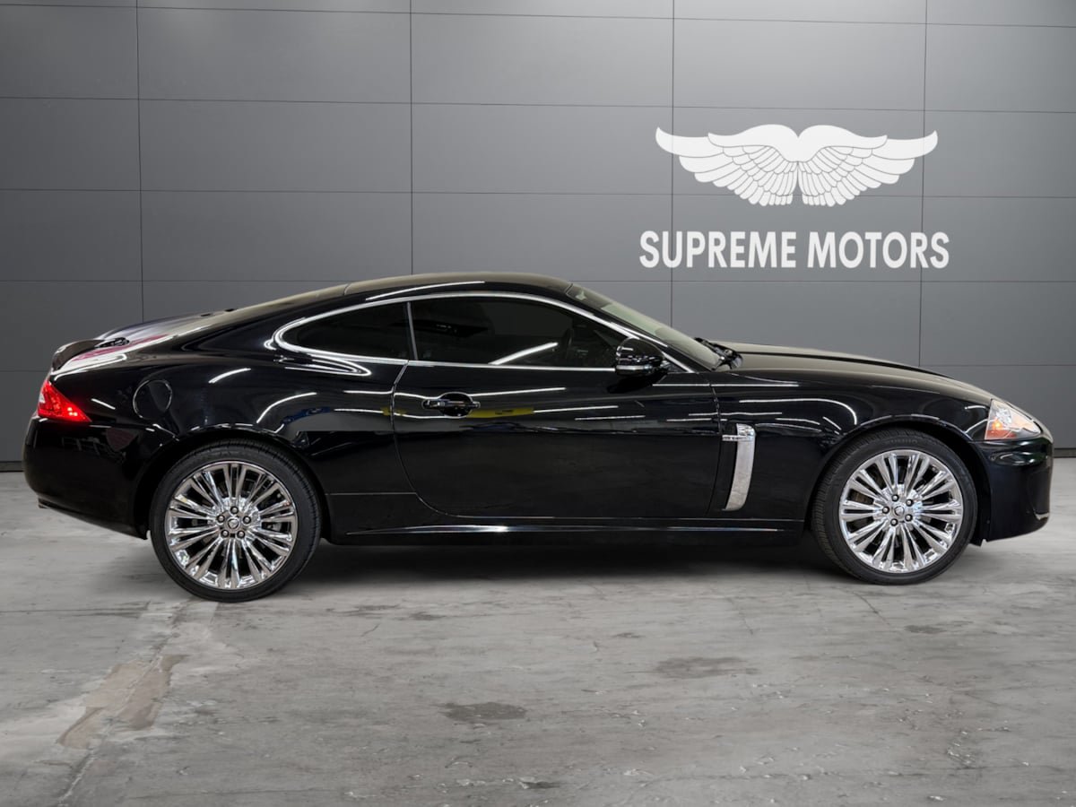Used 2011 Jaguar XK Coupe RWD image 6