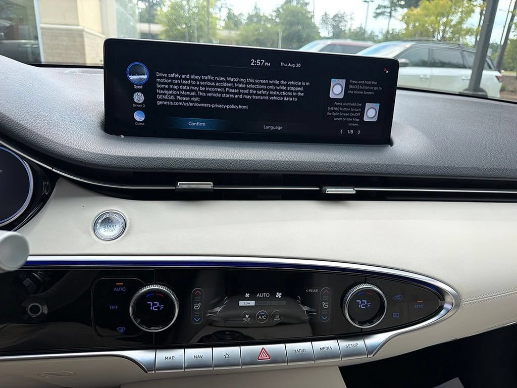 Used 2023 Genesis Electrified GV70 AWD/4WD image 10