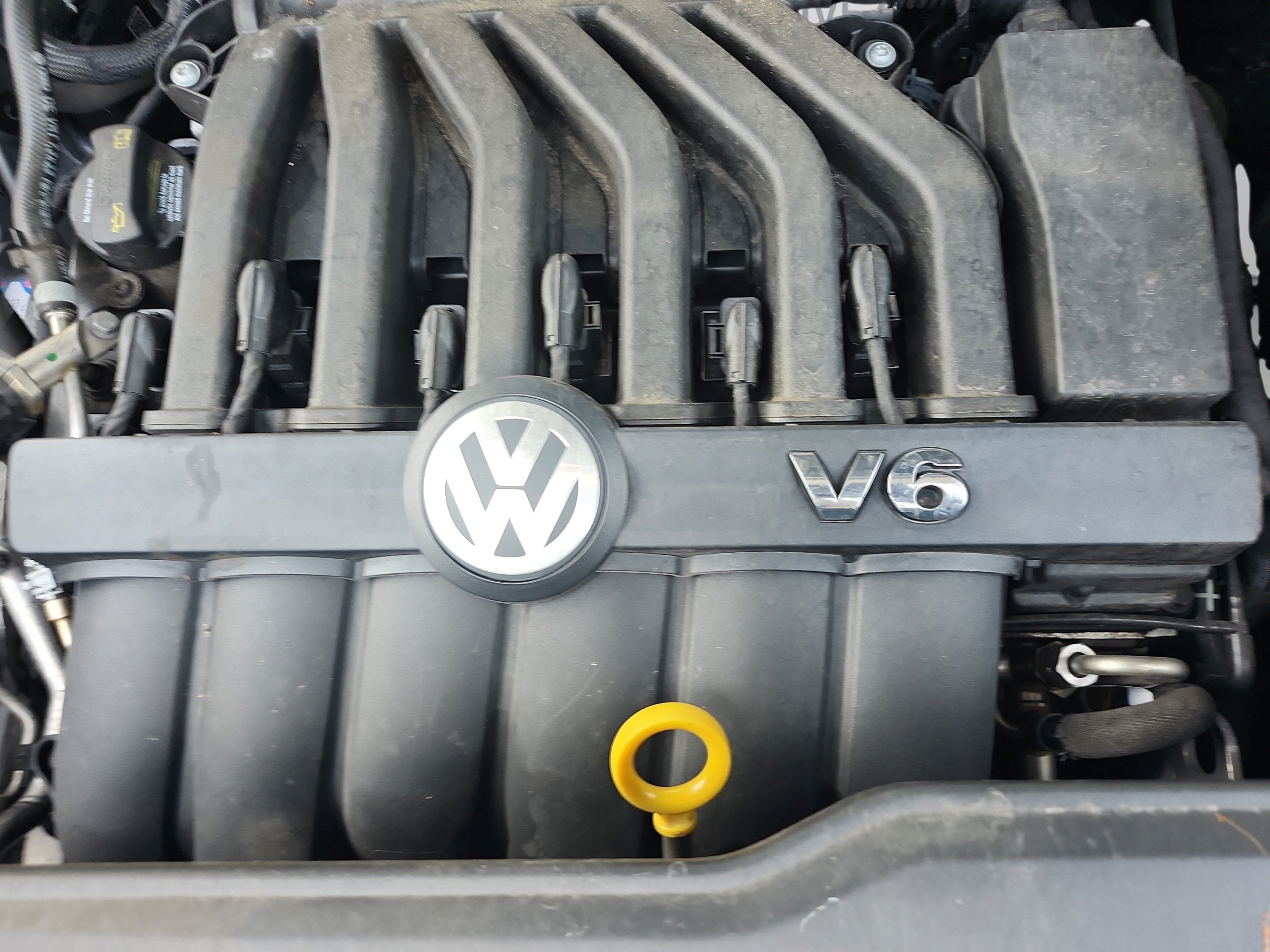 Used 2020 Volkswagen Atlas Cross Sport SE FWD image 27