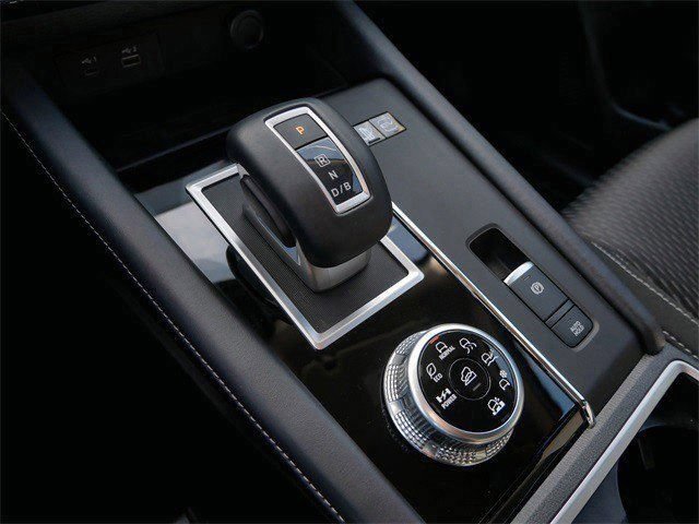 Used 2025 Mitsubishi Outlander ES AWD/4WD image 22