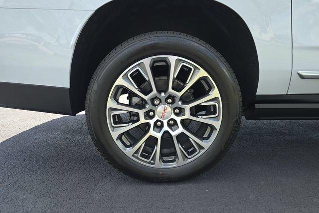 New 2026 GMC Yukon XL Denali w/ Denali Reserve Package AWD/4WD image 34