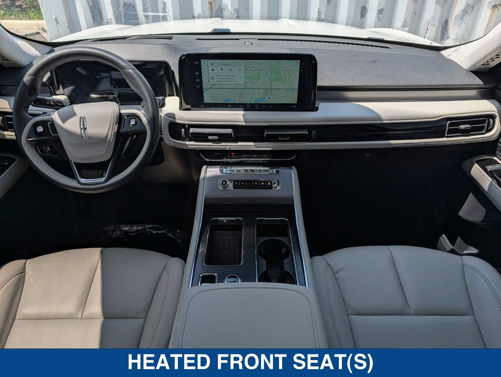 Used 2025 Lincoln Aviator AWD w/ Equipment Group 101A image 18