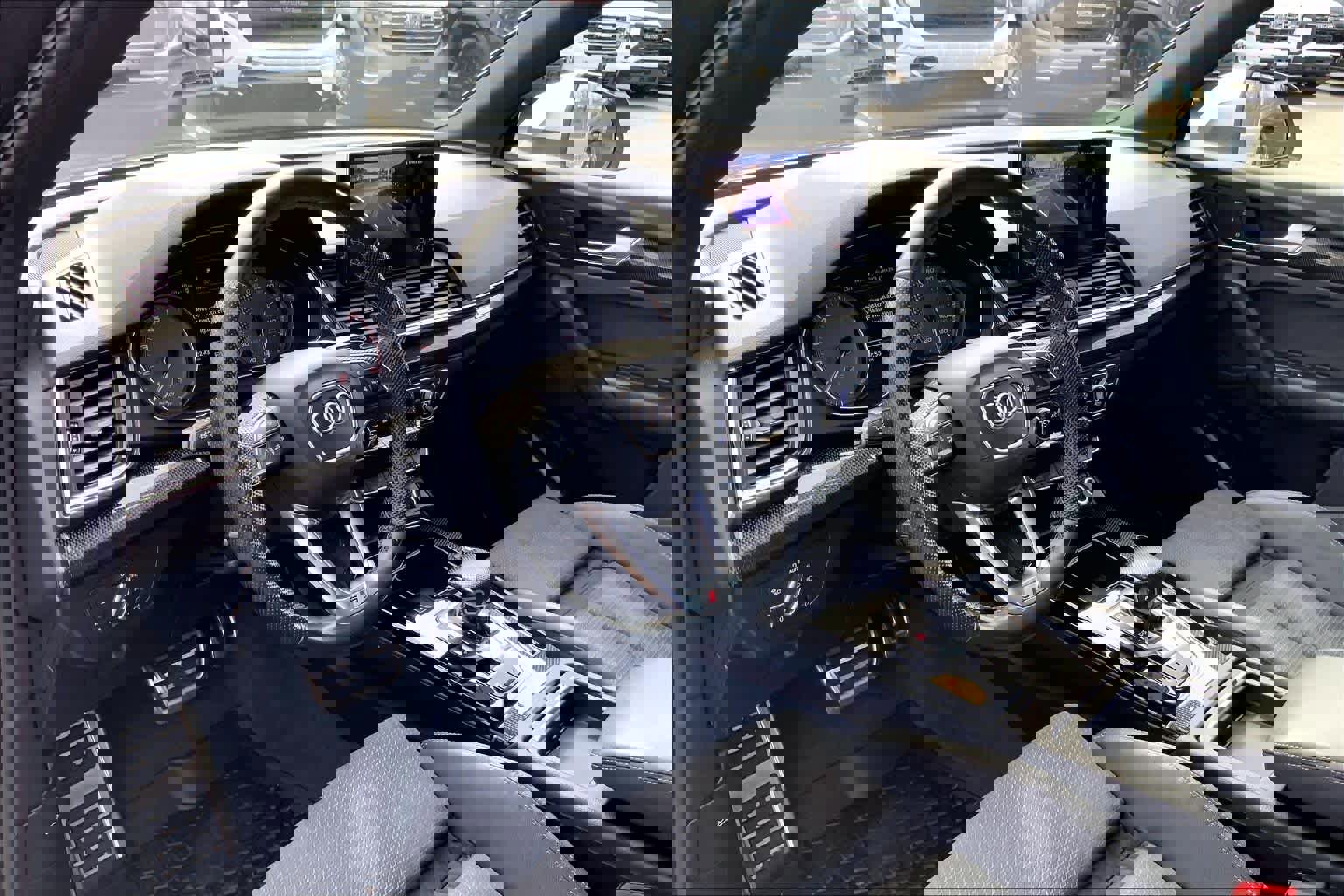 Used 2022 Audi SQ5 Premium w/ Convenience Package image 17