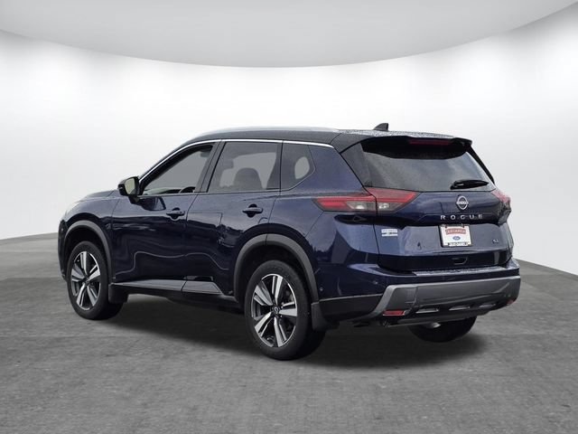 Used 2024 Nissan Rogue SL w/ SL Premium Package FWD image 6