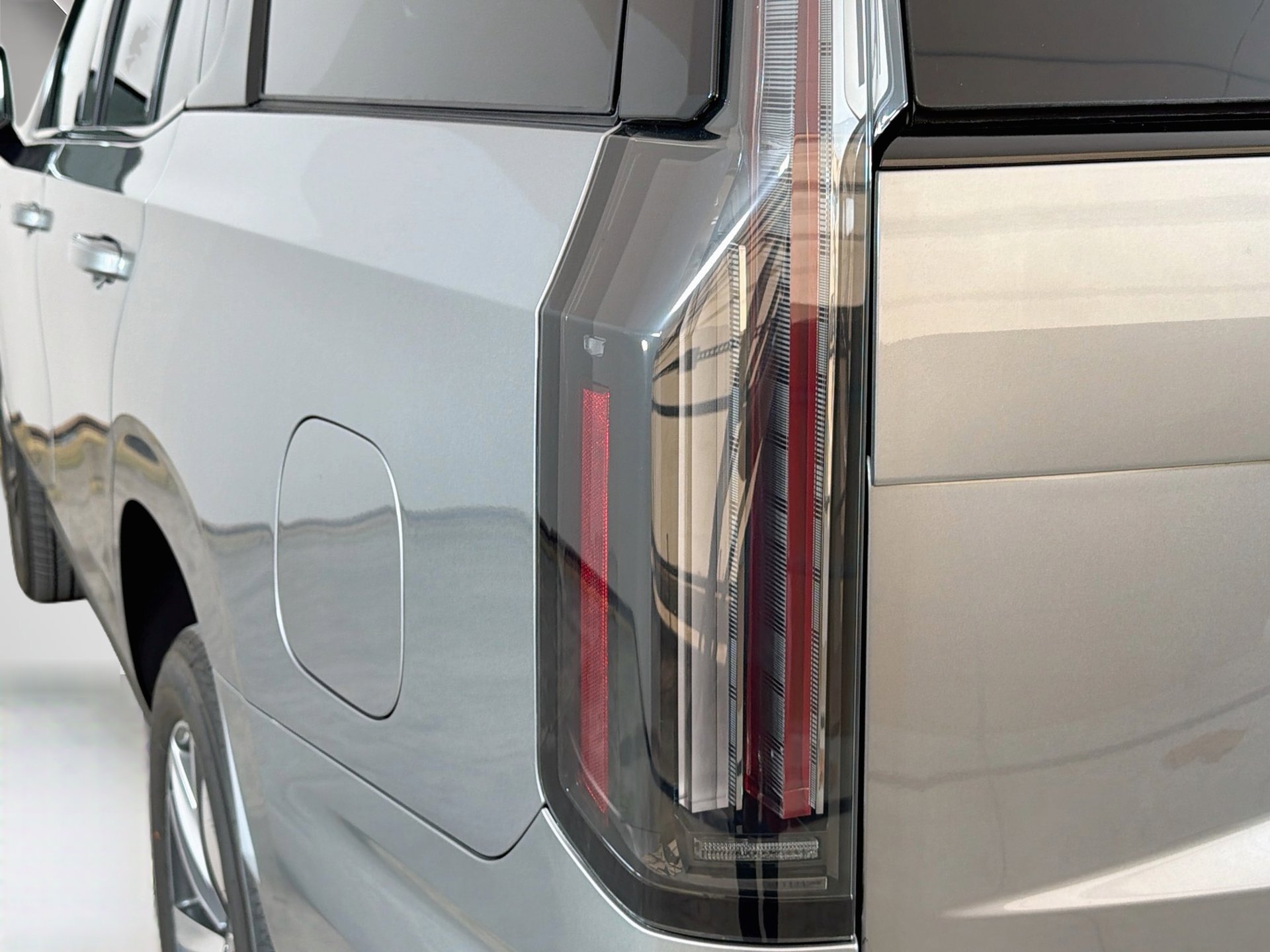New 2027 Cadillac Escalade Sport w/ LPO, Floor Liner Package AWD/4WD image 10