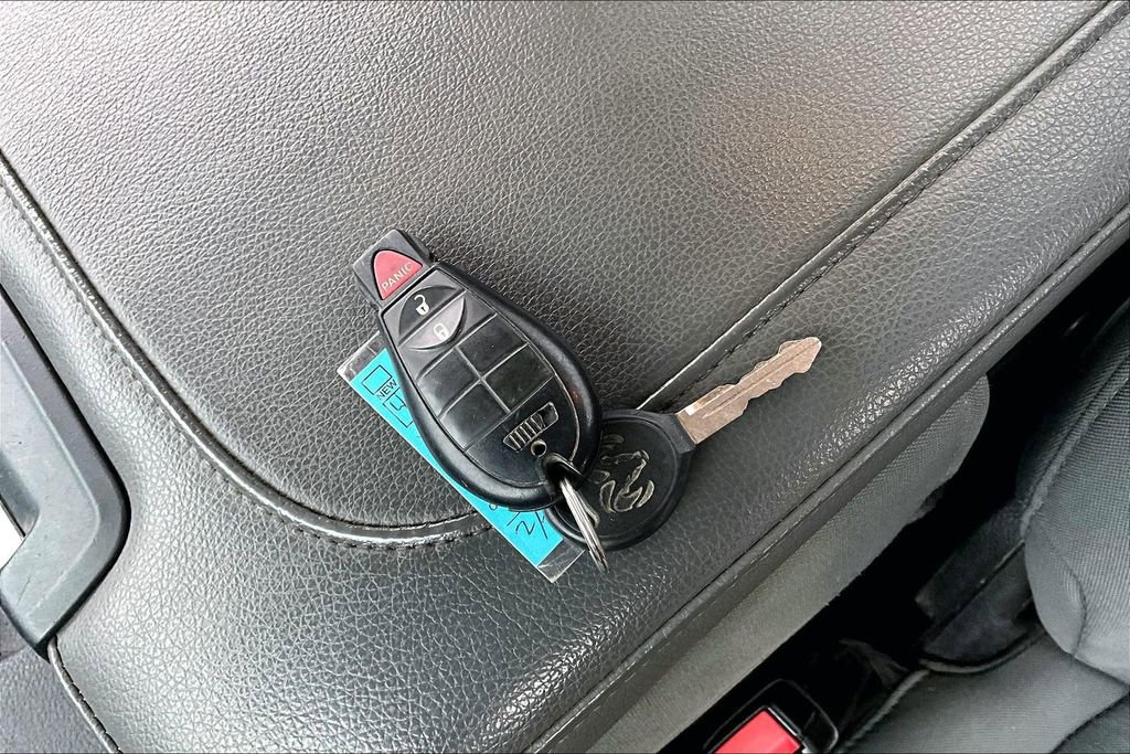 Used 2014 RAM 3500 Tradesman w/ Power & Remote Entry Group image 27