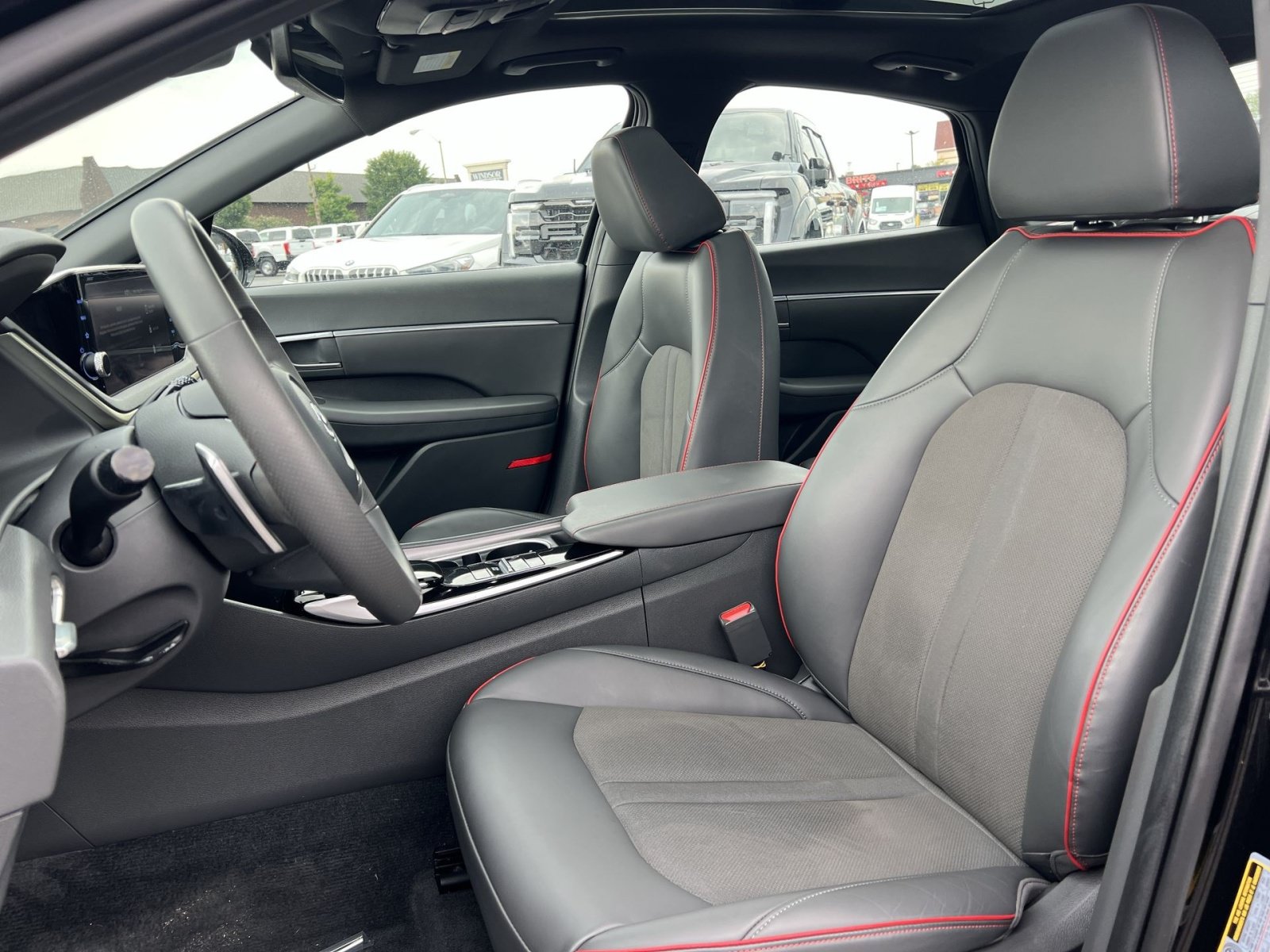Used 2023 Hyundai Sonata SEL Plus FWD image 13