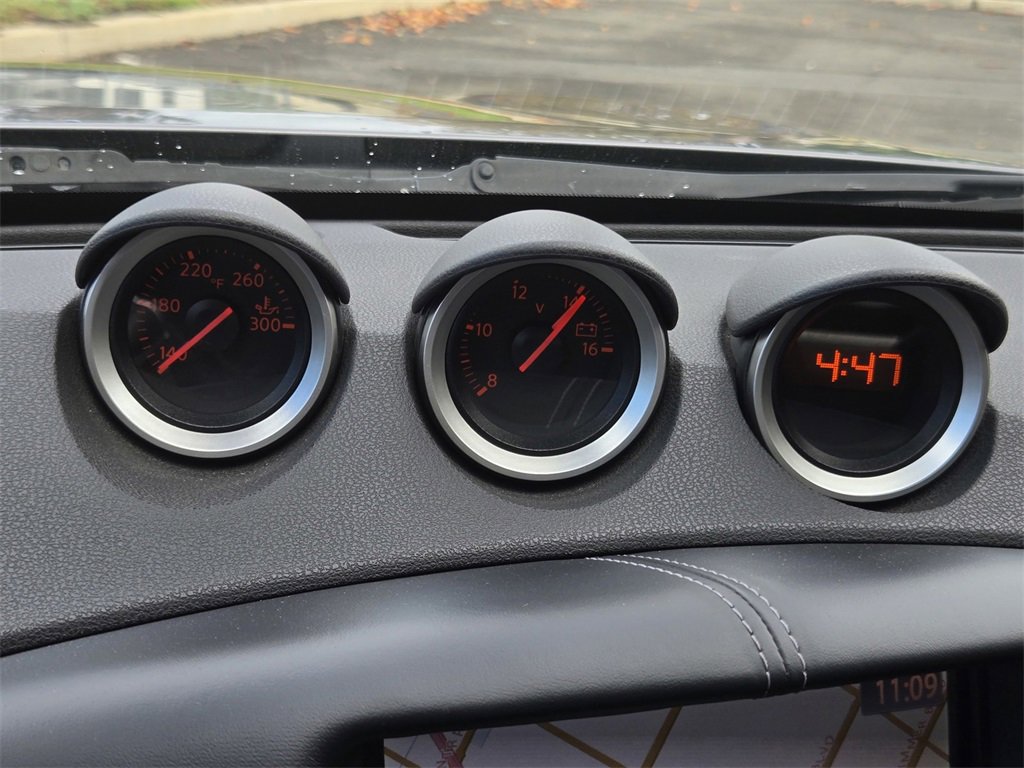 Used 2020 Nissan 370Z Touring Sport image 33