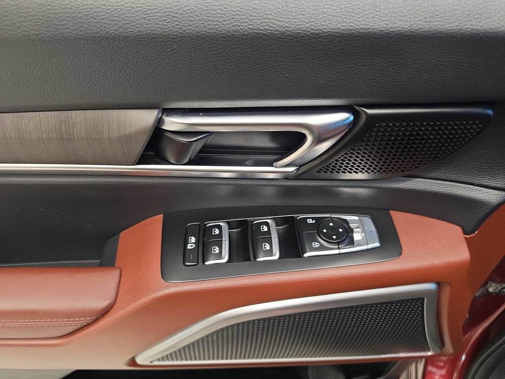 Certified 2023 Kia Telluride EX w/ EX Captain's Chair Package FWD image 18