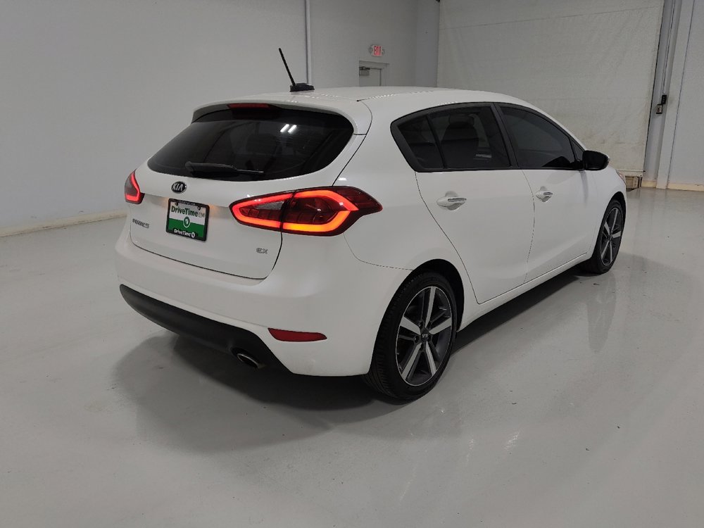 Used 2017 Kia Forte EX image 9