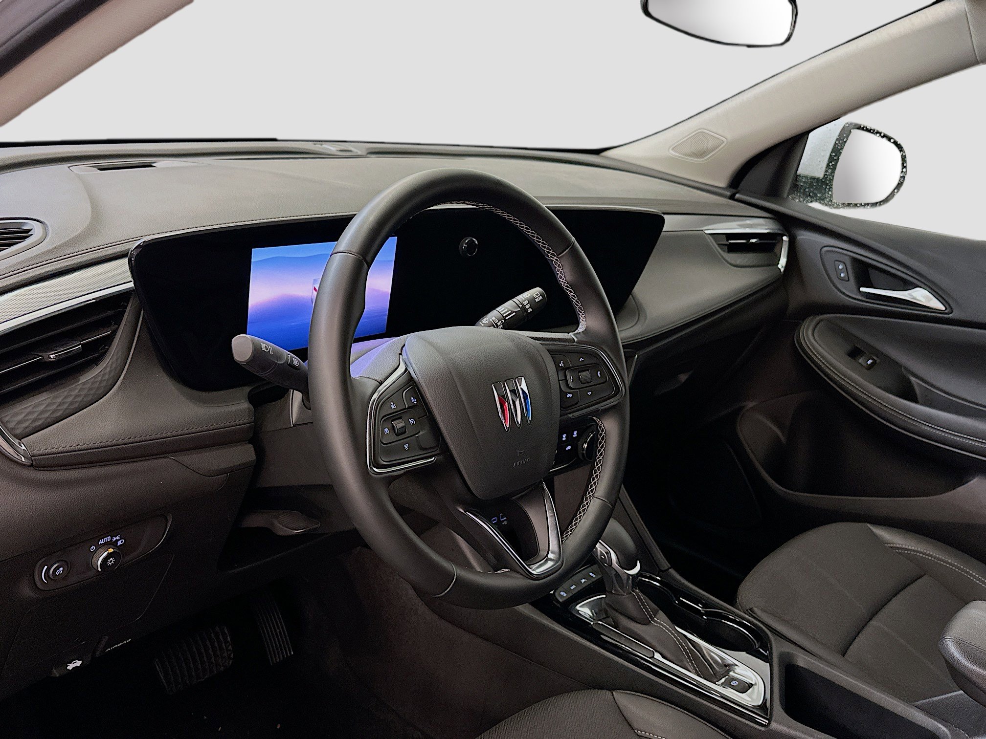 Used 2025 Buick Encore GX Preferred AWD/4WD image 18