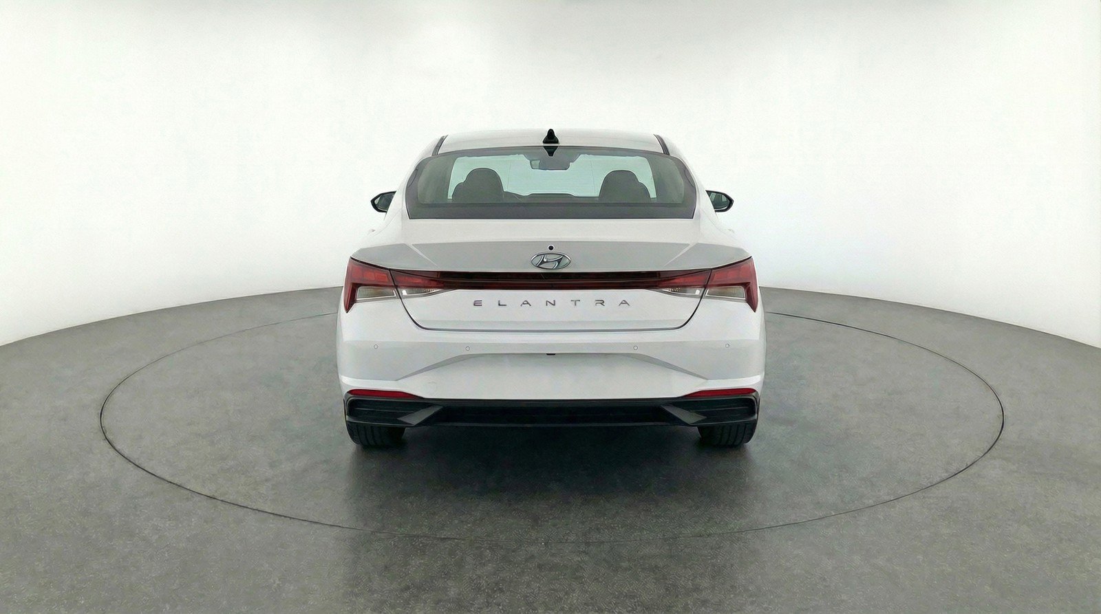 Used 2025 Hyundai Elantra SEL FWD image 7