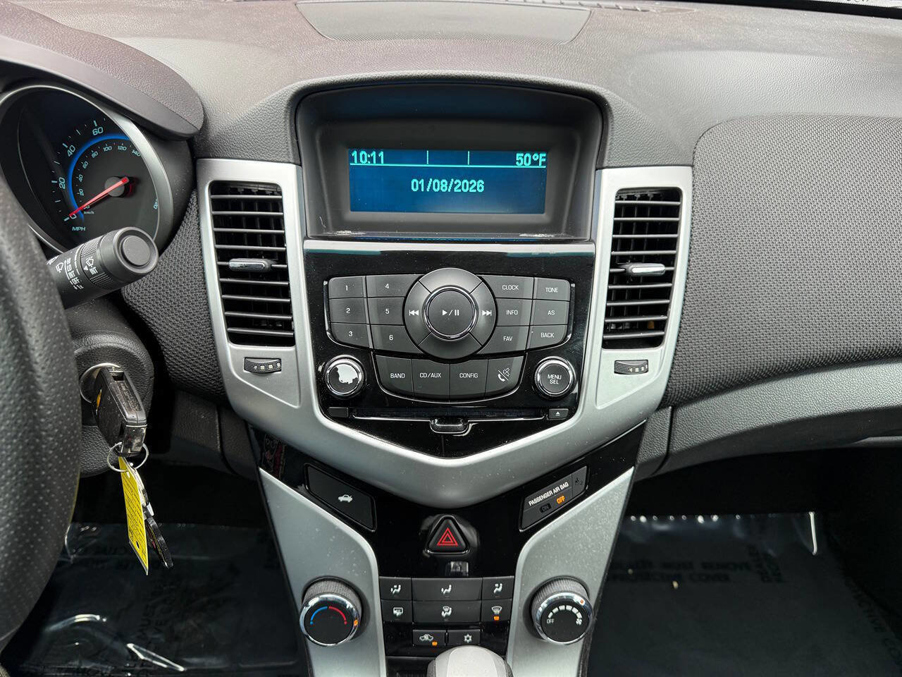 Used 2016 Chevrolet Cruze LT image 14