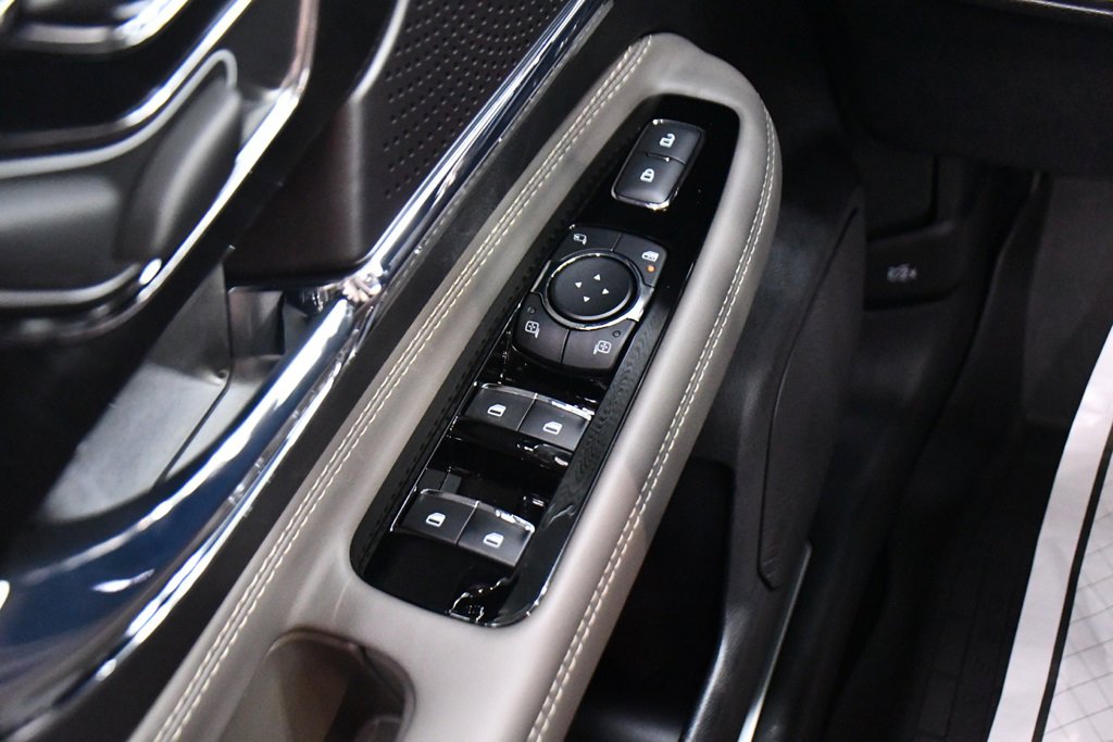 New 2026 Lincoln Corsair Premiere image 22