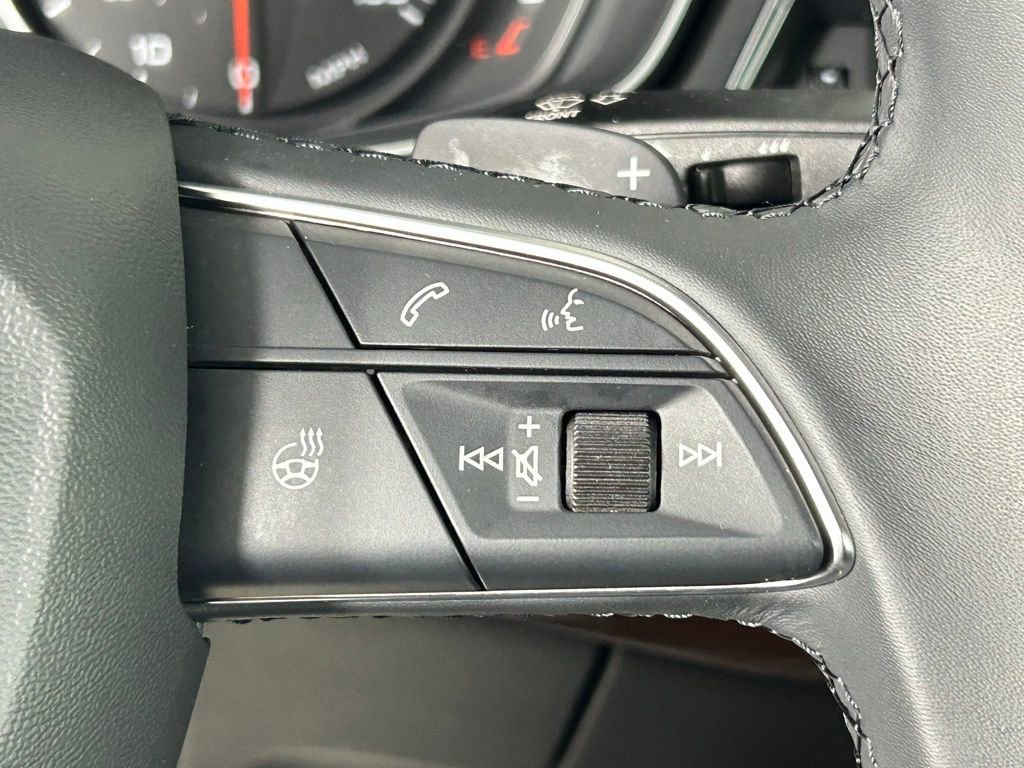 Used 2025 Audi A4 2.0T Premium image 27