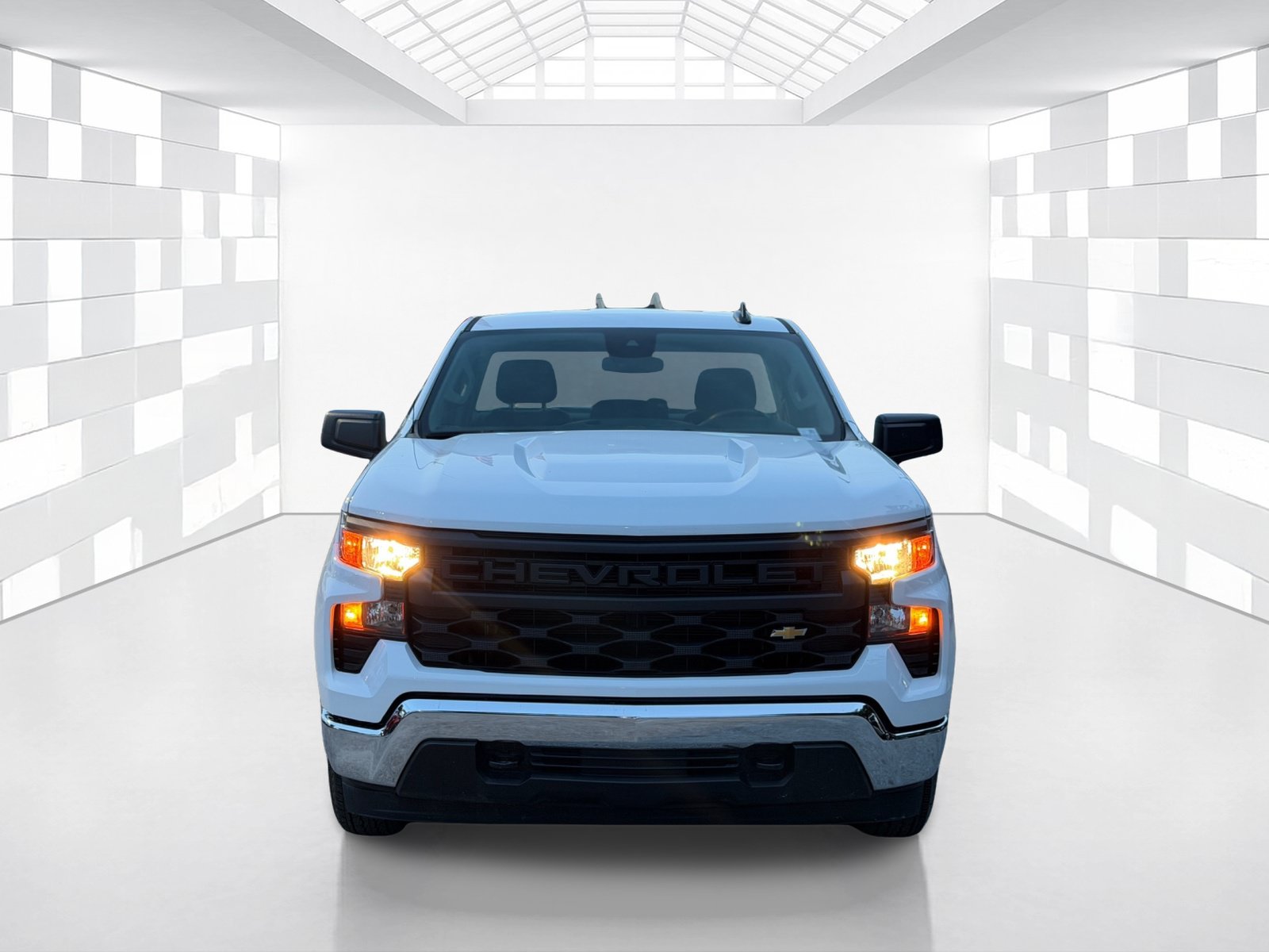 Used 2025 Chevrolet Silverado 1500 W/T RWD image 2