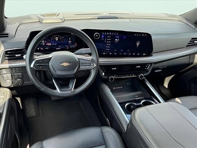 Used 2025 Chevrolet Tahoe LT AWD/4WD image 18