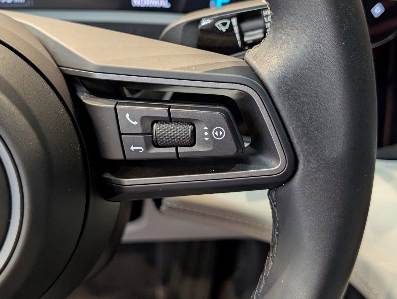 New 2024 Porsche Taycan image 26