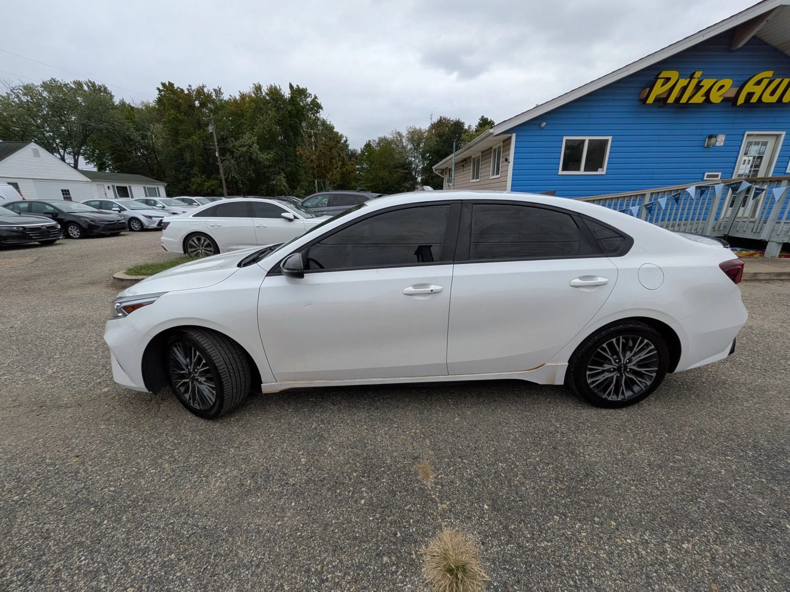 Used 2023 Kia Forte GT-Line FWD image 2