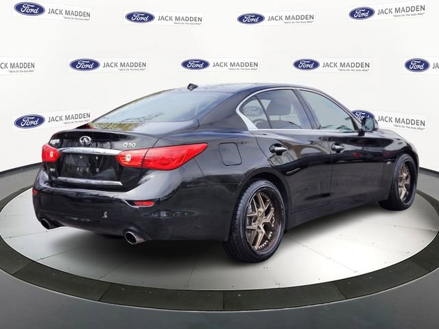 Used 2016 INFINITI Q50 3.0t Premium AWD/4WD image 5