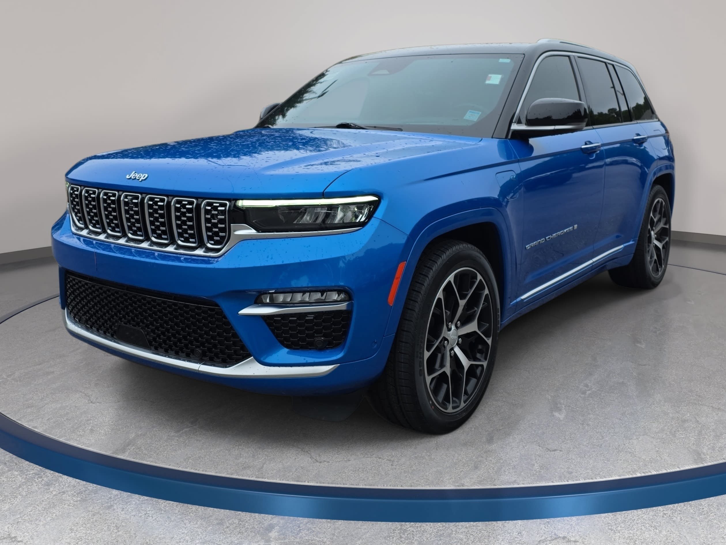 Used 2023 Jeep Grand Cherokee Summit
