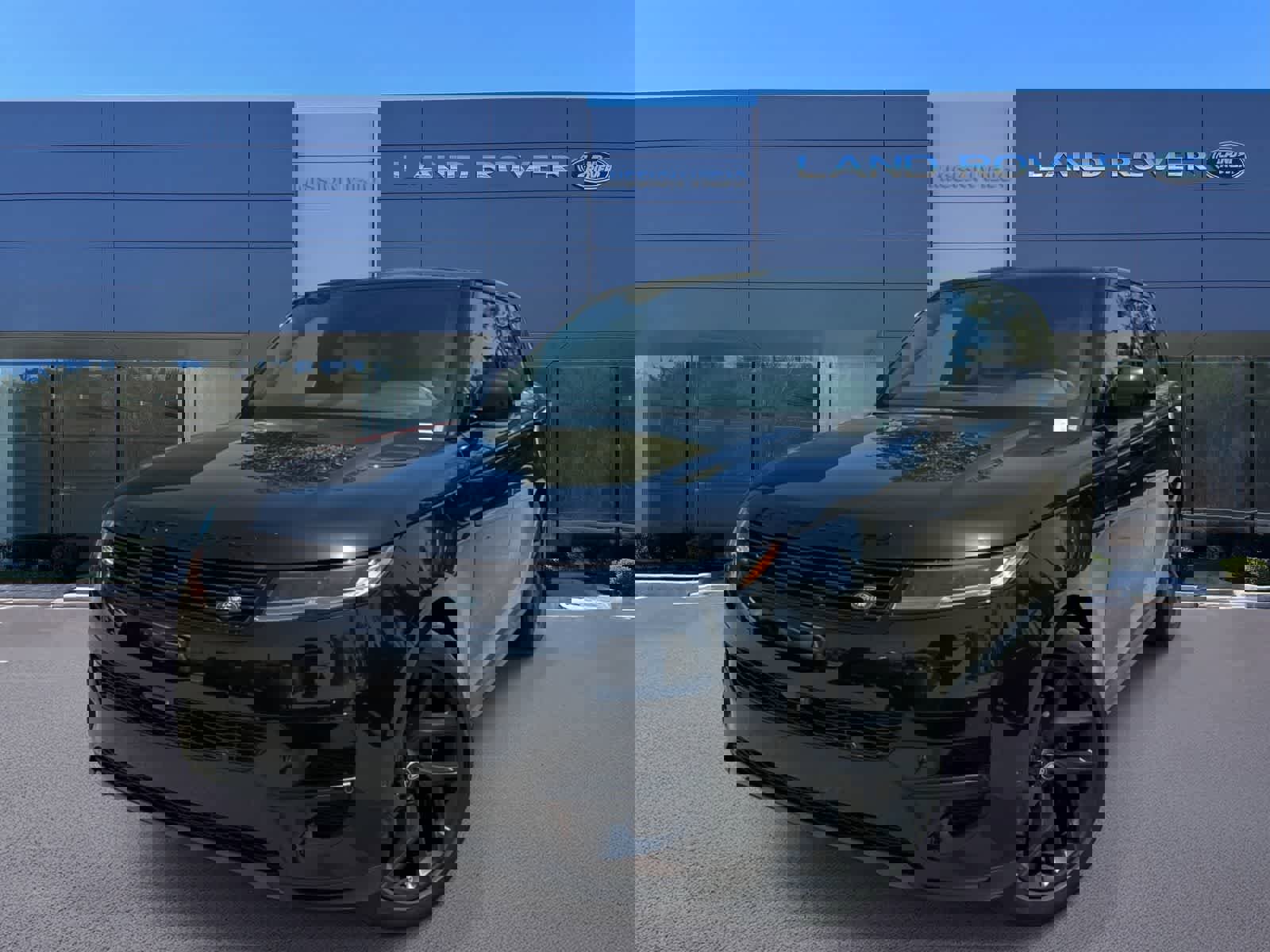 Used 2024 Land Rover Range Rover Sport SE