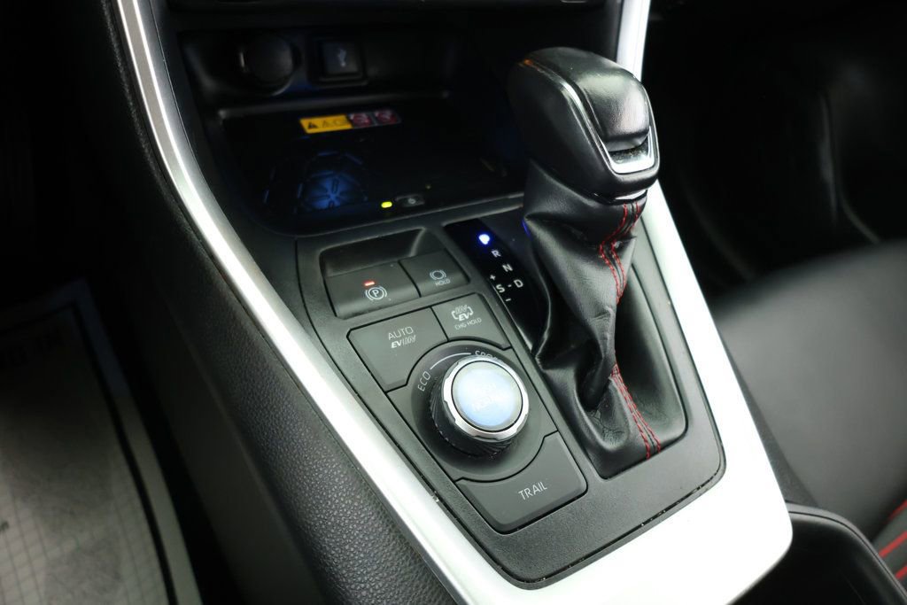 Used 2022 Toyota RAV4 XSE image 15