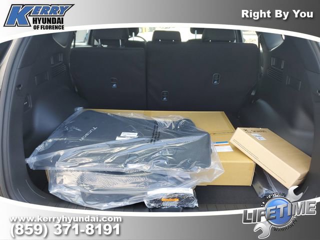 New 2026 Hyundai Tucson Blue SE image 9