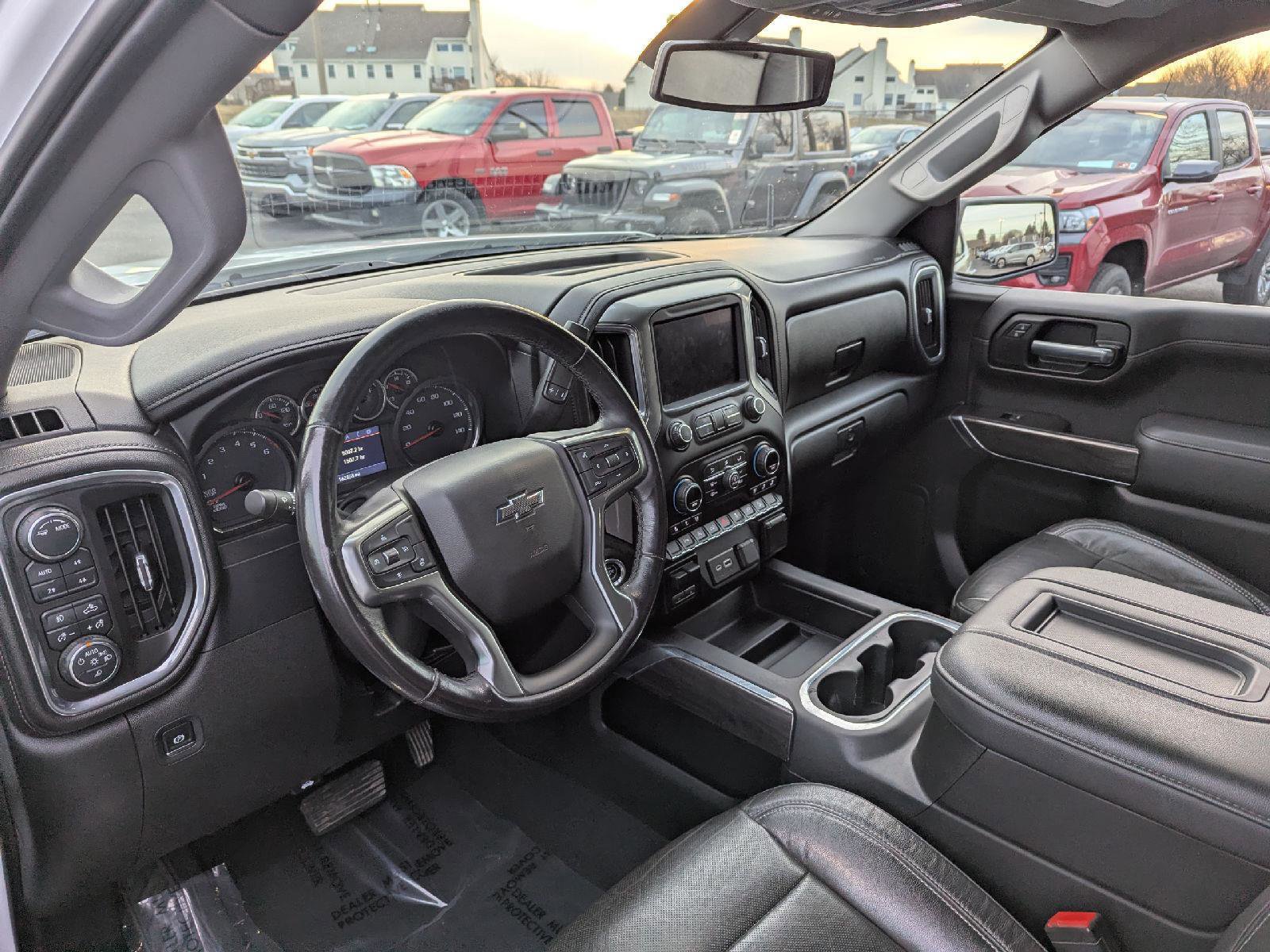 Used 2020 Chevrolet Silverado 1500 LTZ w/ LTZ Convenience Package image 14